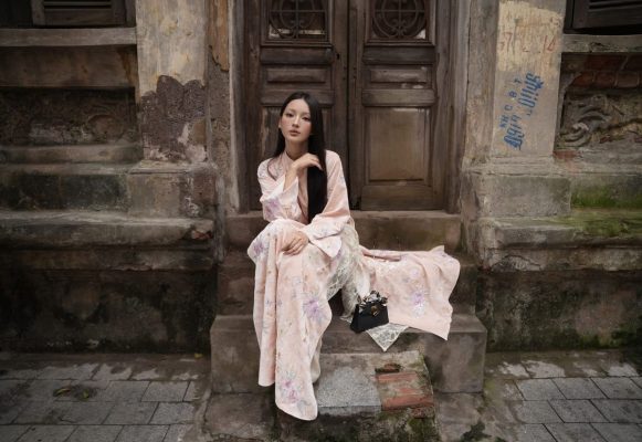 áo đai suông hiện đại