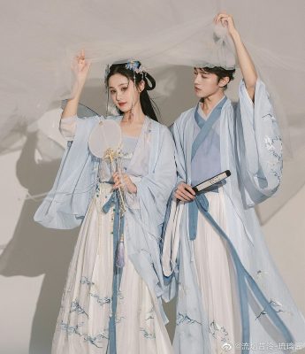 phi bạch hán phục